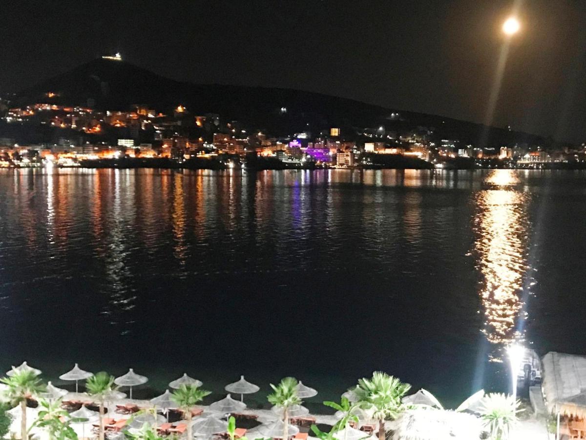 Royal Queen And King Luxury Apartment Sarandë Eksteriør billede