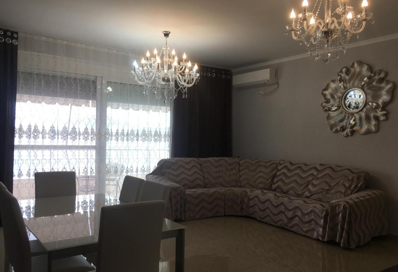 Royal Queen And King Luxury Apartment Sarandë Eksteriør billede