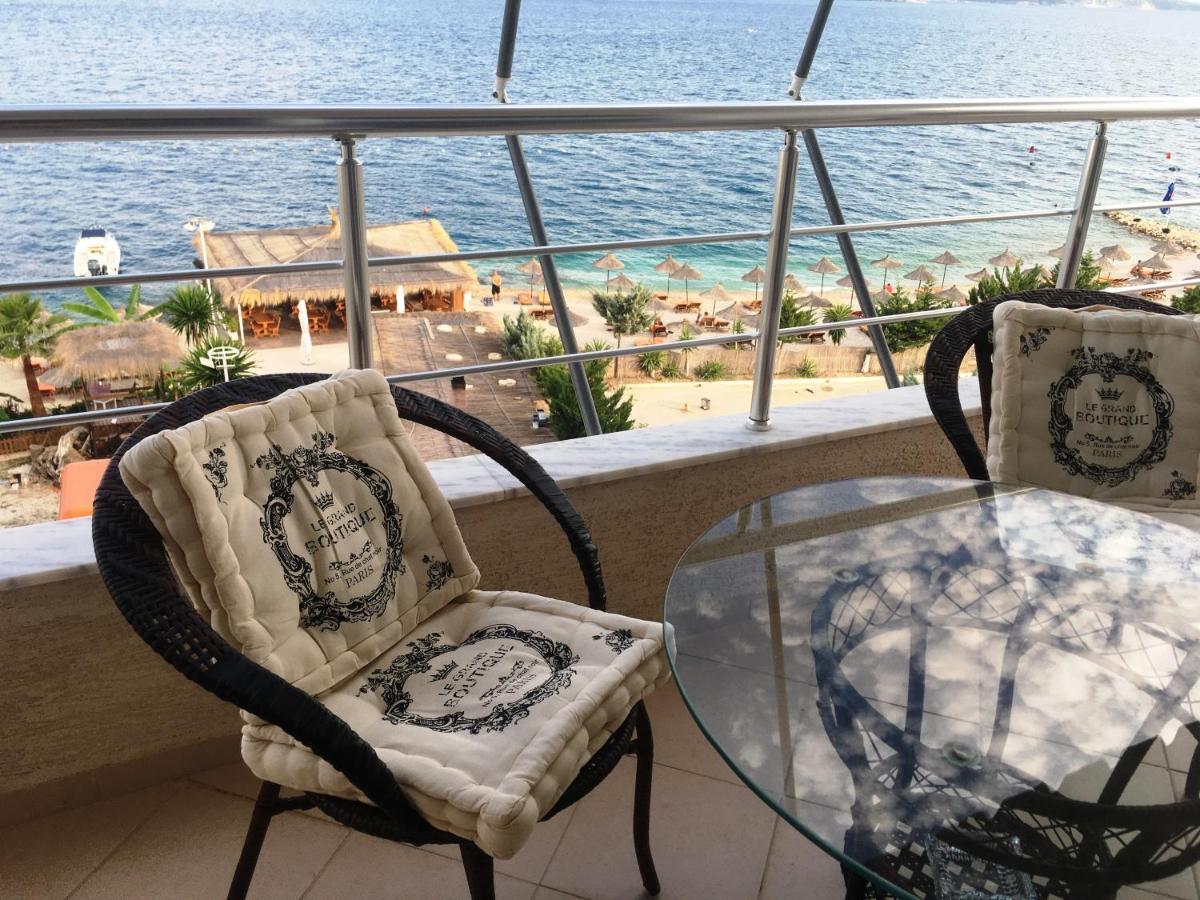 Royal Queen And King Luxury Apartment Sarandë Eksteriør billede