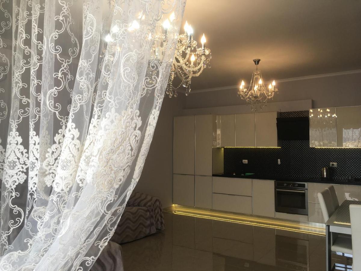 Royal Queen And King Luxury Apartment Sarandë Eksteriør billede