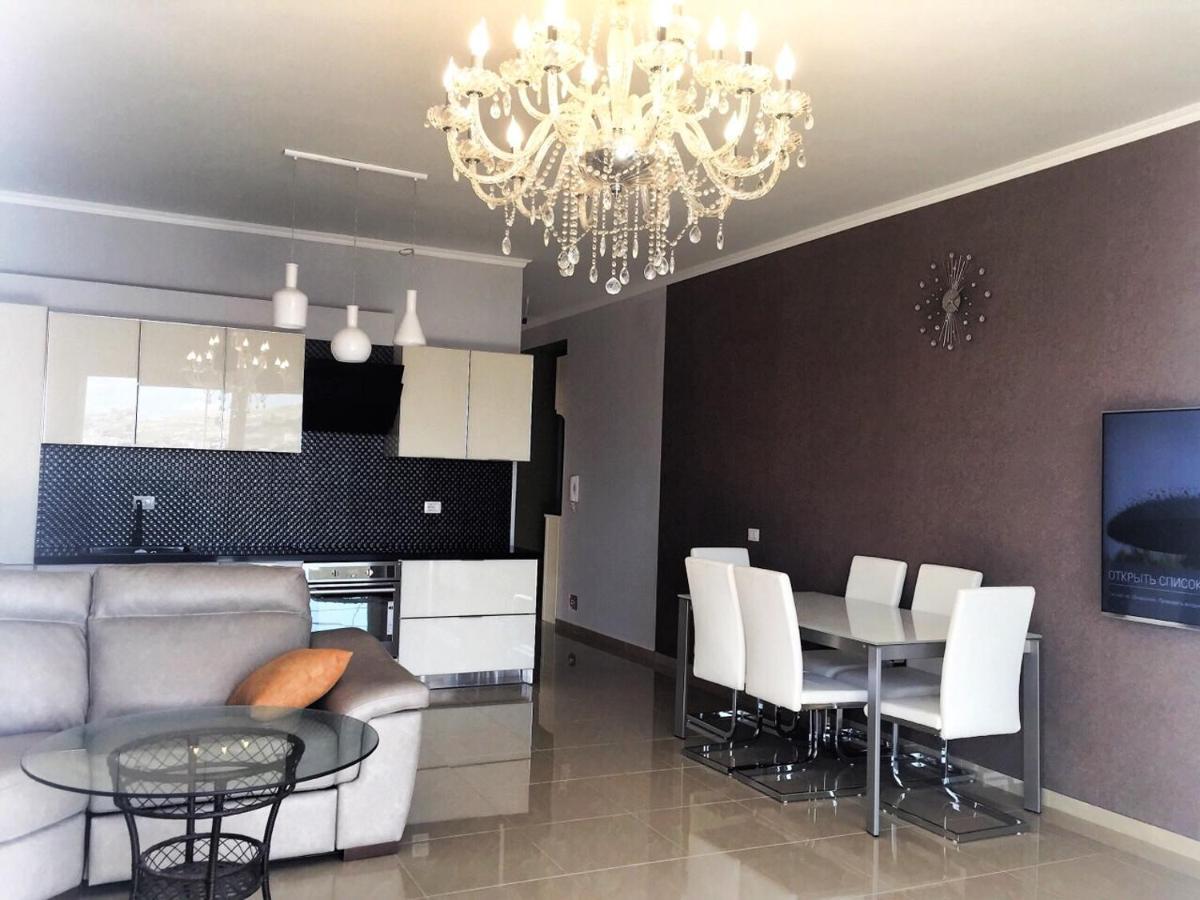 Royal Queen And King Luxury Apartment Sarandë Eksteriør billede
