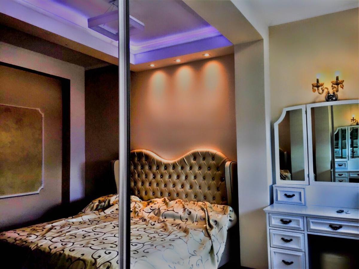 Royal Queen And King Luxury Apartment Sarandë Eksteriør billede